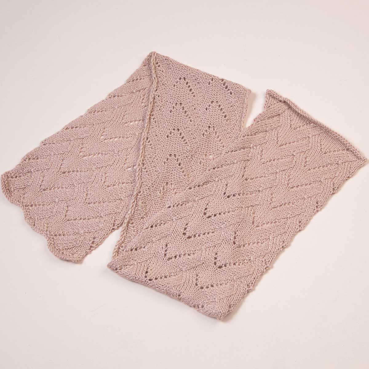 Fast Knit Festuca Powder Scarf