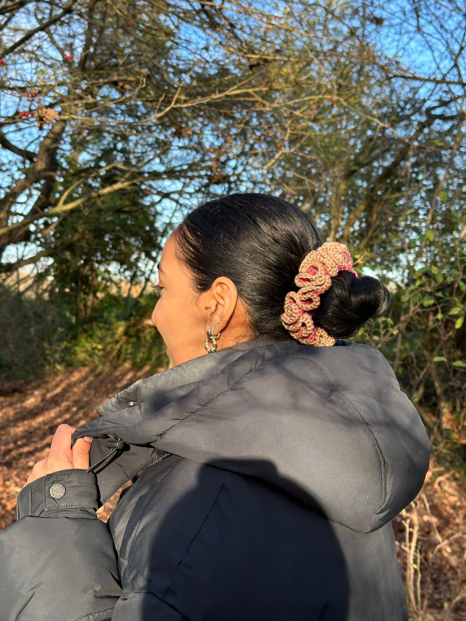 Learn to Crochet: Frill Scrunchie Kit